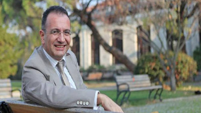 Melih Bulu'nun yardımcısı Kumbaroğlu'nun da intihal yaptığı ortaya çıktı