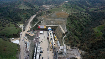 Eşme-Salihli kesimi T-1 Tüneli'nde yarın ışık görülecek