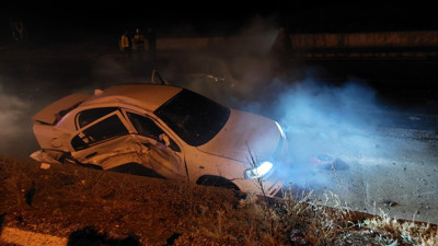 Uşak'ta feci kaza: 2 ölü, 3 yaralı