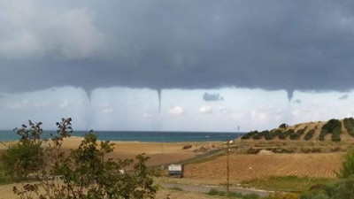 Hatay'da aynı anda 3 hortum oluştu