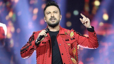 Megastar Tarkan isyan etti: "Yetti artık, bu böyle gitmez"