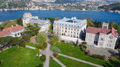 Boğaziçi Üniversitesi rektörü hocaların demokratik seçimine müdahale etti. Boğaziçi'nin yolu Bakırçay'dan geçiyor