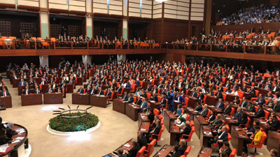 Emekli maaşlarının asgari ücret seviyesine çıkartılması AKP'liler tarafından reddedildi