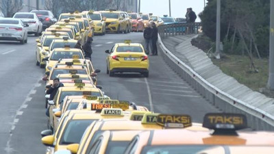 Taksimetre zammı kuyruk oluşturdu