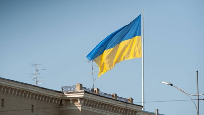 Savaş yaklaşırken, bir ülke daha Kiev'den kaçıyor!