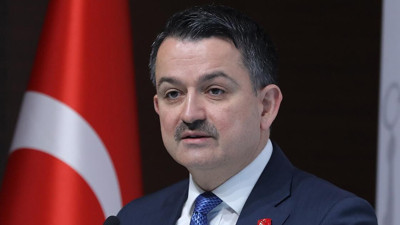 Ormanlarda sevinç çığlıkları. Görevden affını isteyen Bekir Pakdemirli. Araştırmacılara, kitap yazacaklara kaynak olacak haber