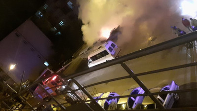 Tamirden gelen araç park halinde cayır cayır yandı
