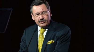 Yiğit Bulut ve Melih Gökçek adresi şaşırdı: İmamoğlu'na çatacakken bakanlığı hedef aldılar