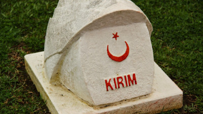 Kırımlı kahraman gazeteci Gülsüm Khalilova Çanakkale Zaferini böyle andı. Atatürk’ün adını ağzına almayanlar utansın!