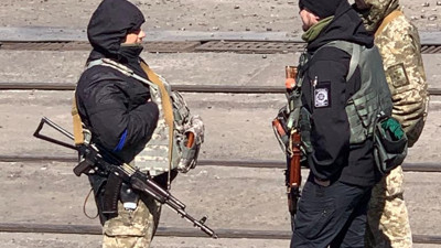 Silahlar çekildi Türk gemisi basıldı! Ukraynalı milislere bayrakla direndiler
