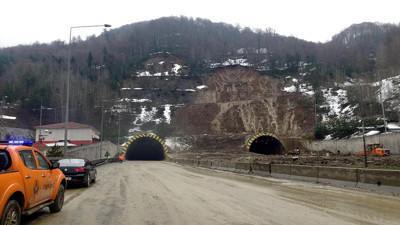 Heyelan nedeniyle kapanan Bolu Dağı Tüneli bugün açılacak mı? İşte tüneldeki son durum…