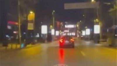 Drift yapan kadın sürücünün ehliyetine el konuldu
