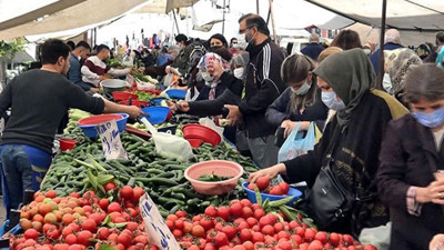 Havalar ısınıyor yine artıyor. TÜİK açıkladı yazın bile sebze meyveyi ucuza yemek hayal oldu