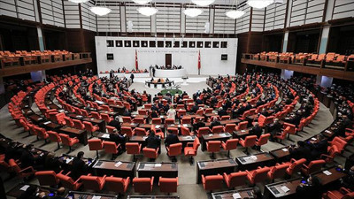 TÜRGEV, ENSAR ve TURKEN gibi vakıflara giden paraları sordu. CHP’nin önergesini AKP ve MHP reddetti