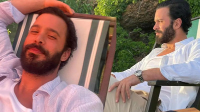 Gupse Özay'la bebek bekleyen Barış Arduç sosyal medyayı salladı: Babaların en yakışıklısı gelmiş