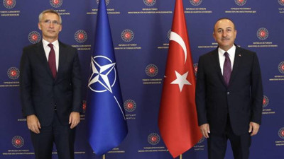 Bakan Çavuşoğlu NATO Genel Sekreteri Stoltenberg ile görüştü
