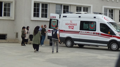 Sınava gireceği okulun merdivenlerinden düştü