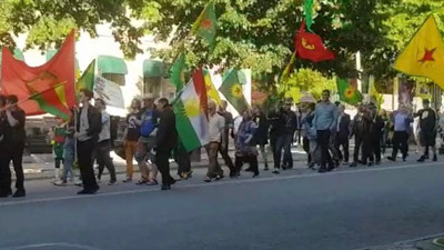 İsveç sokaklarında yine YPG/PKK yandaşları yürüdü