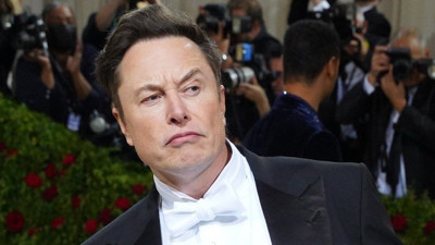 Kuzey Amerika’ya şimdiden geçmiş olsun. Elon Musk gözü kuzeye dikti