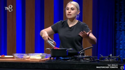 Eski MasterChef yarışmacısı Pınar Tanar trafikte dehşeti yaşadı. "Kamyon şoförü beni öldürmeye çalıştı"