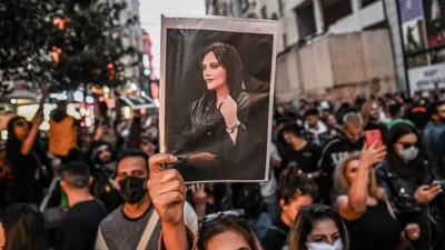 İran'da ahlak polisleri lağvedildi. Mahsa Amini protestolarında ilk sonuç