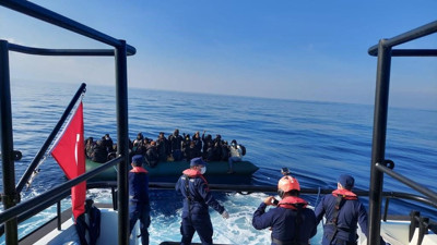 Sahil Güvenlik 1 haftada denizden 1003 kaçak göçmen topladı