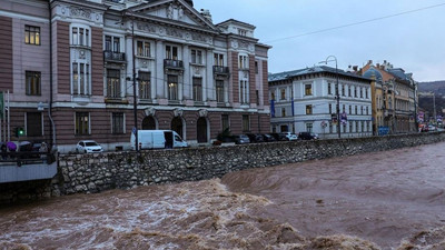 Bosna Hersek ve Sırbistan'da sel meydana geldi