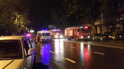 Balkondan ateş açtı 5 kişiyi öldürdü 5 kişiyi yaraladı