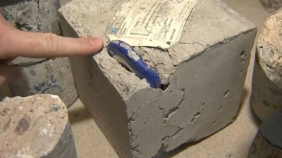 Binalardan alınan beton örneklerinden çıkanlar şoke etti: Nazar boncuğu, gazete, köpük...