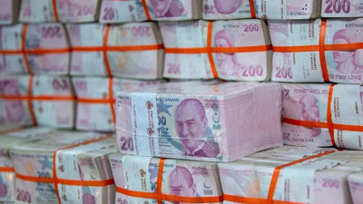 Bütçede ilk ayında dev açık. Birinci aydan delindi