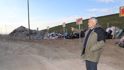 Adana’da çöken binaların eşyaları korunuyor