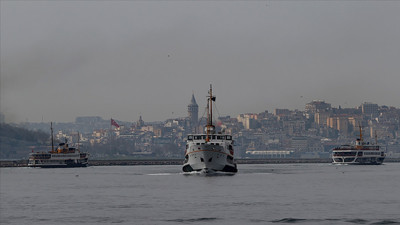 İstanbul'da deniz ulaşımına sis engeli