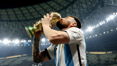 Dünya Şampiyonu Arjantinli Lionel Messi yılın en iyi oyuncusu seçildi. Ödüller sahibini buldu