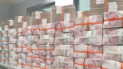 Tüketici kredileri 1 trilyon 200 milyara TL'ye dayandı