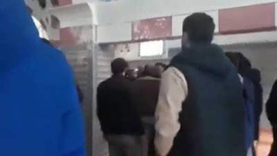 Cuma namazında cami karıştı. Atatürksüz 18 Mart hutbesine tepki gösterdi