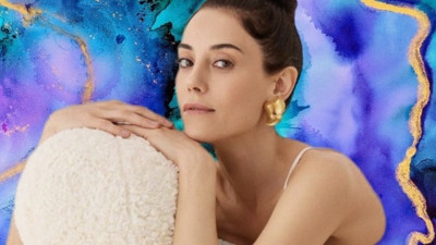 Cansu Dere yine evini değiştirdi. Üst üste talihsizlikler yaşamıştı