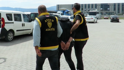 Dolandırıcı suçüstü yakalandı