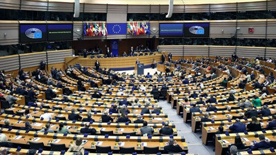 Avrupa Parlamentosu komiteleri yapay zekaya katı kurallar hazırladı