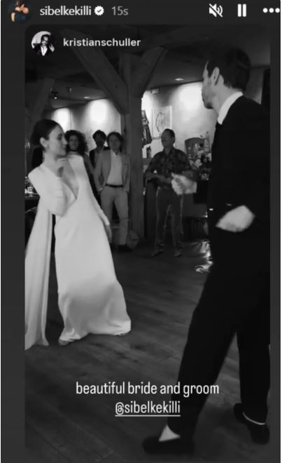 Sibel Kekilli düğün dansını paylaştı - Resim : 1