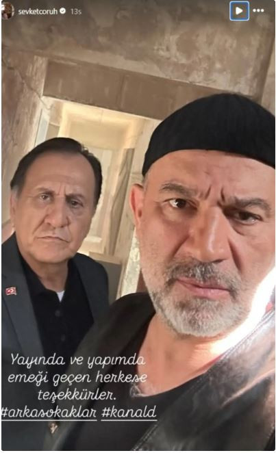 Arka Sokaklar resmen bitti: Usta oyuncu böyle duyurdu - Resim : 1