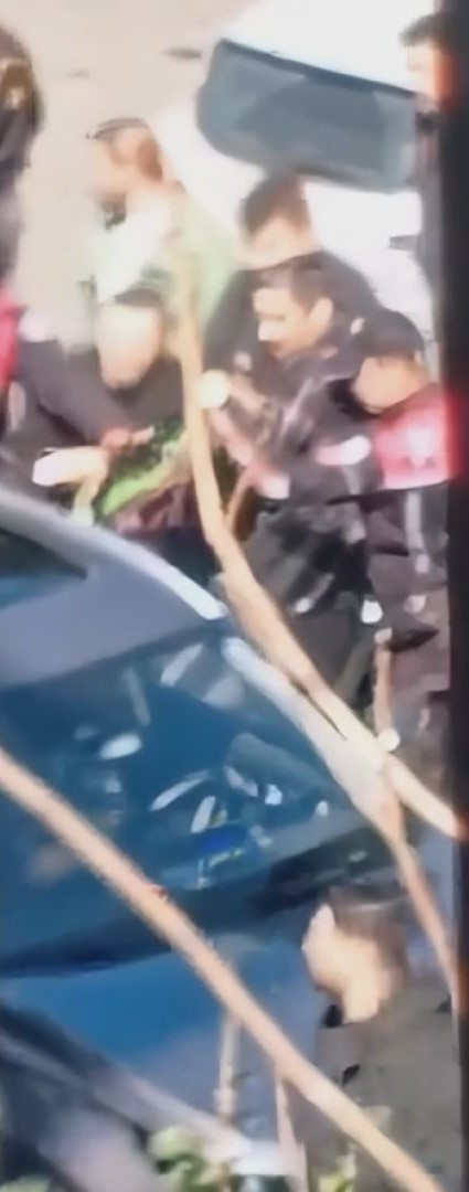 Şüpheli böyle etkisiz hale getirildi: Beşiktaş’ta plaza önü savaş alanına dönmüştü - Resim : 2