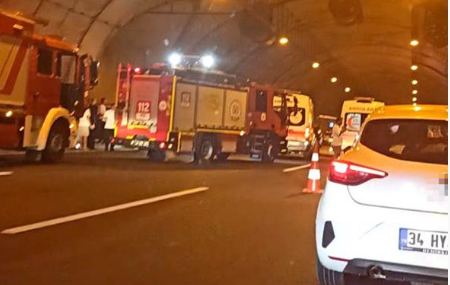Kuzay Marmara Otoyolu'nda can pazarı: Tüneldeki kazada yaralı ve ölüler var - Resim : 1