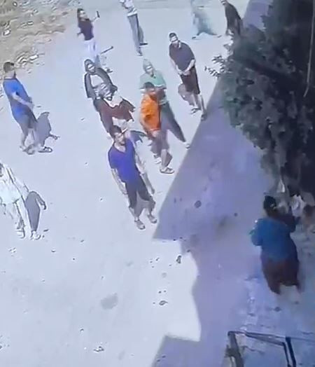 Keser, bıçak ve zincirlerle kapıya dayandılar: Adana'da komşu kavgası - Resim: 5
