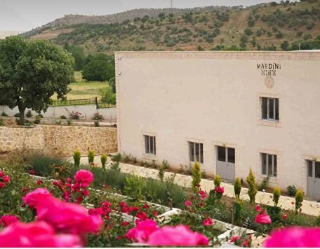 Sahneyi bıraktı, fabrika kurdu: Berdan Mardini paraya para demiyor - Resim: 5