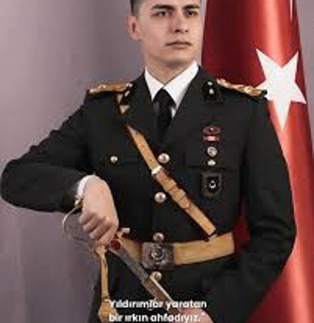 Teğmenlerden 1'inin ihraç talebi mahkemeden döndü - Resim : 1