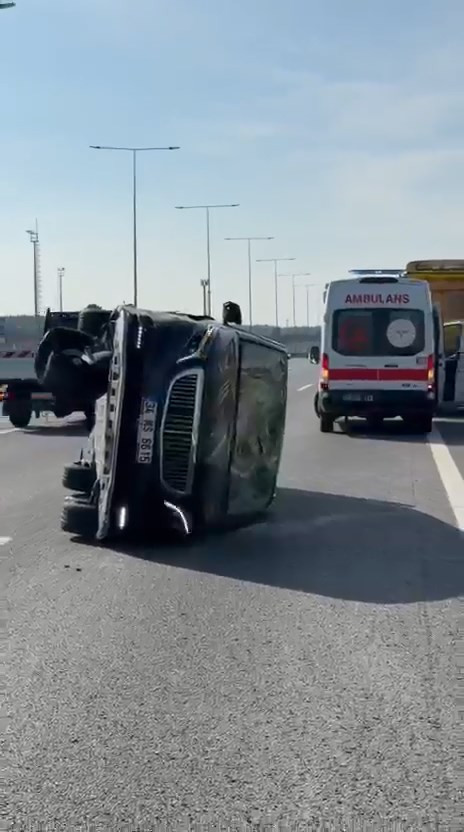 Fenerbahçeli futbolcu Semedo dün sakatlanmıştı: Eşi bugün trafik kazası geçirdi - Resim : 1
