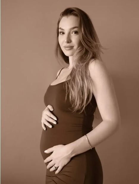 Mert Öcal ile Sude Burcu mutlu haberi duyurdu: ‘Hikayemize yeni bir karakter ekleniyor’ müjdesi - Resim: 3