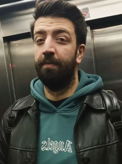 Genç oyuncu Ramazan Tetik son yolculuğuna uğurlandı: Ani ölümü sevenlerini yasa boğdu - Resim : 1