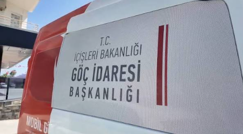 Hastaneye giderken ölü olduğunu öğrendi: Yaşadığını kanıtlamaya çalışıyor - Resim: 6