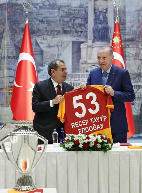 Cumhurbaşkanı Erdoğan şampiyon Galatasaray’ı kabul etti - Resim : 2